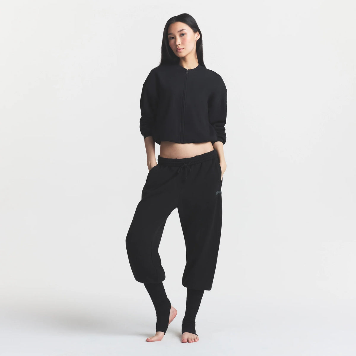COTTON FLEECE SWEATPANT WITH RIB LEG WARMER WITH EMBOSSED LOGO | ONYX
