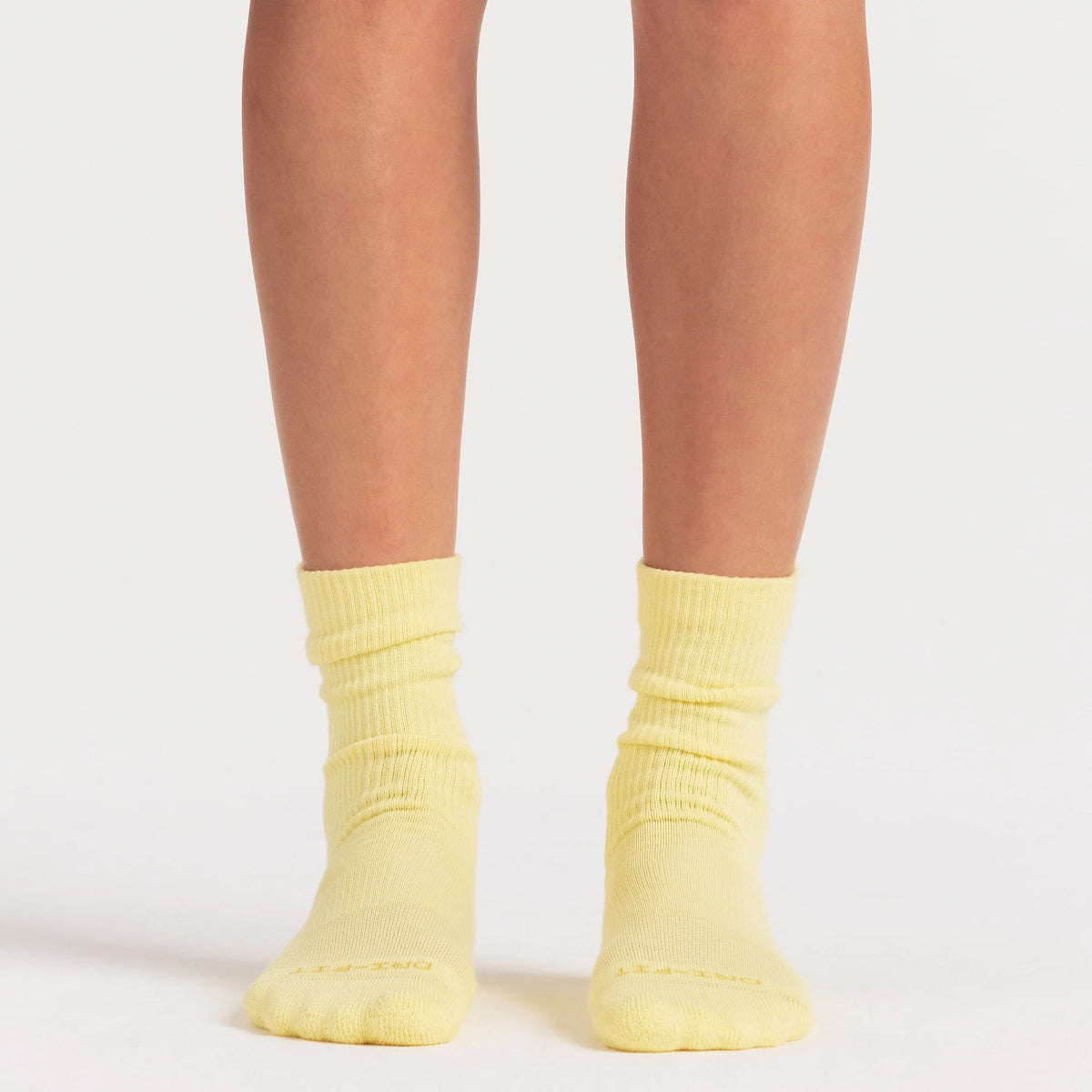NikeSKIMS ACCESSORIES DRI-FIT™ CREW SOCK 3-PACK | BICYCLE YELLOW MULTI
