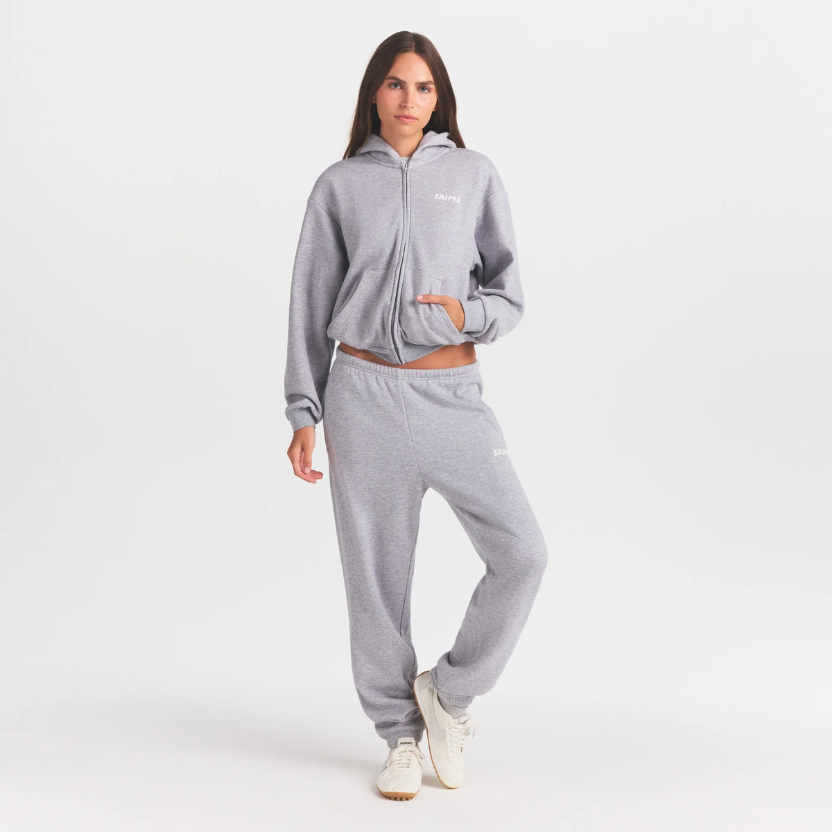 COTTON FLEECE STRAIGHT LEG PANT WITH EMBOSSED LOGO | HEATHER GREY