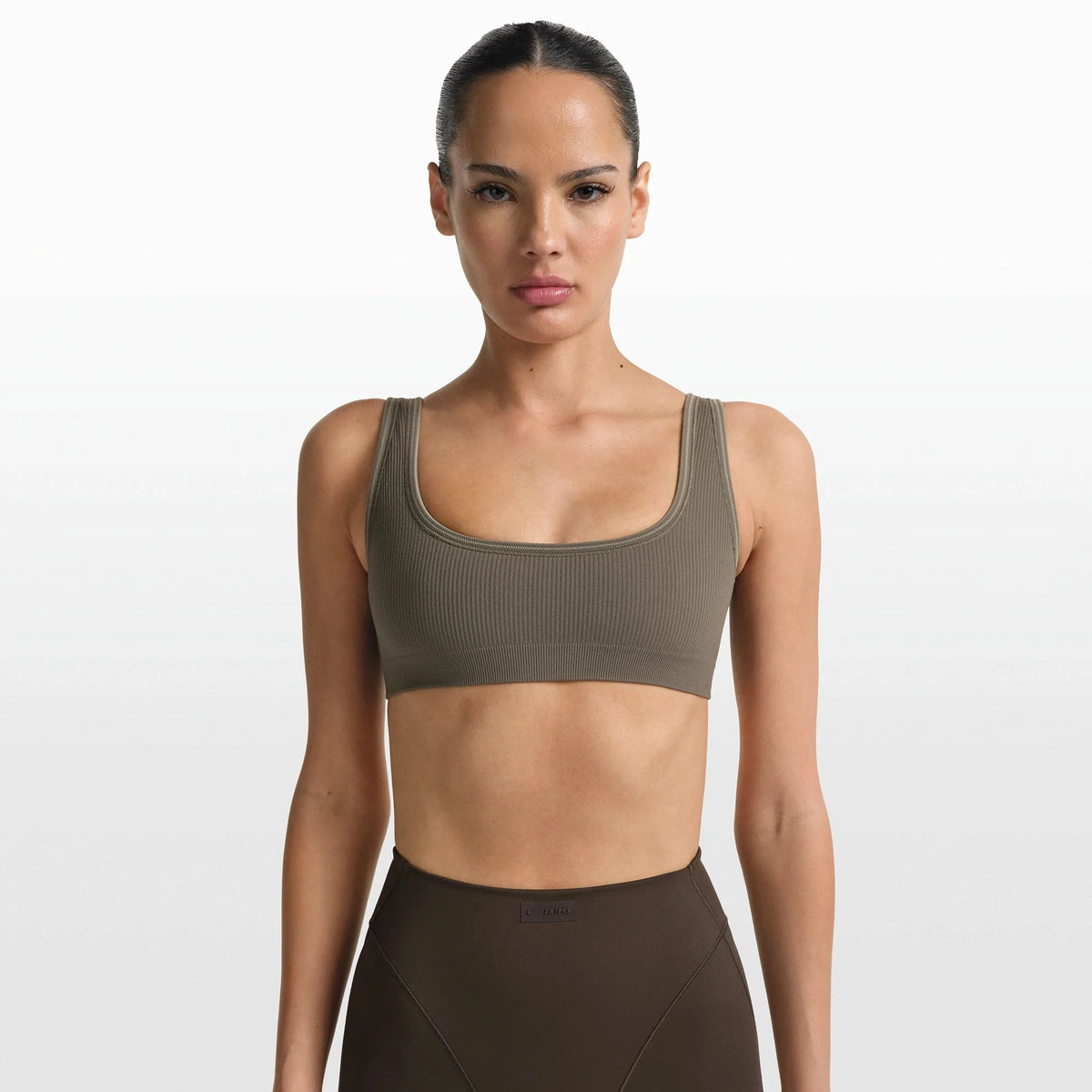 NikeSKIMS RIBBED SEAMLESS MICRO SCOOP BRA | DUSTY OAKMOSS
