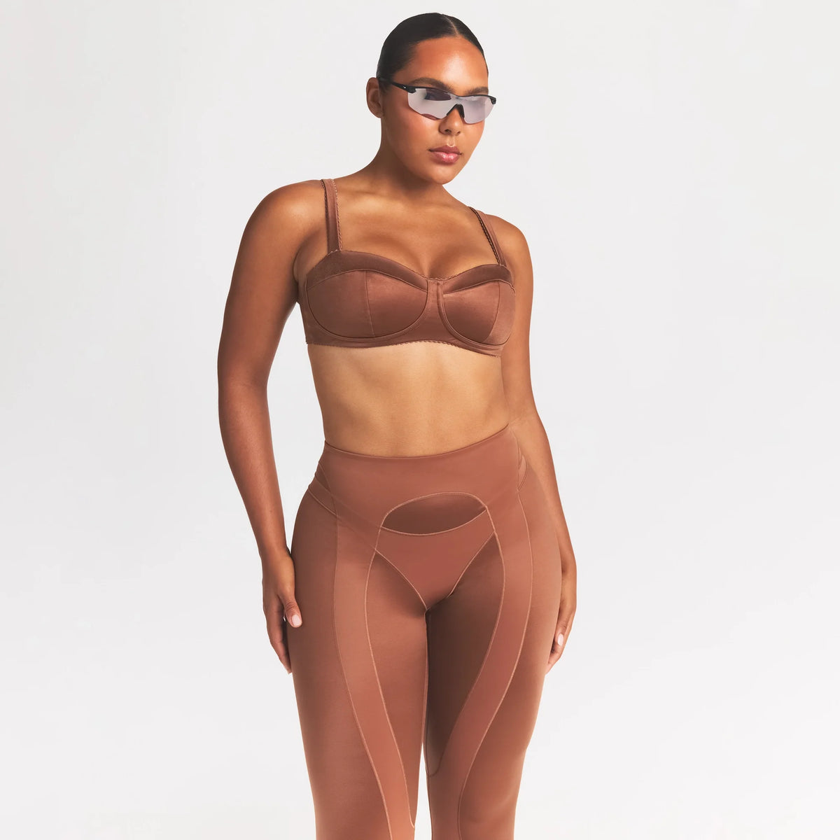 NikeSKIMS SATIN SHINE PANELED PICOT BRA | CAROB BROWN