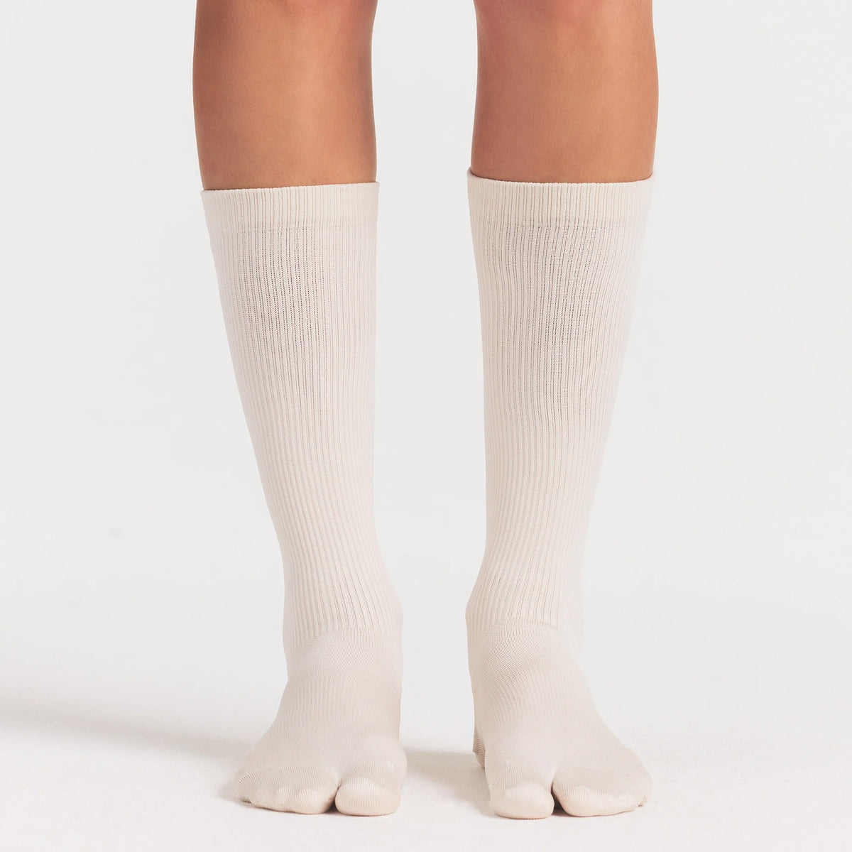 NikeSKIMS ACCESSORIES DRI-FIT™ RIFT KNEE HIGH SOCK | LIGHT OREWOOD BROWN