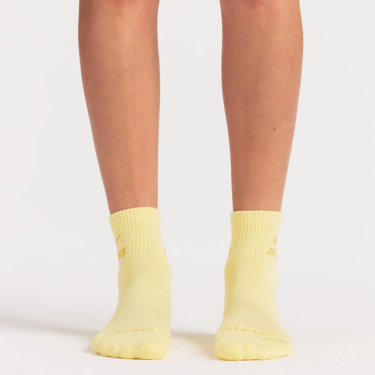 NikeSKIMS ACCESSORIES DRI-FIT™ QUARTER CREW SOCK 3-PACK | BICYCLE YELLOW MULTI