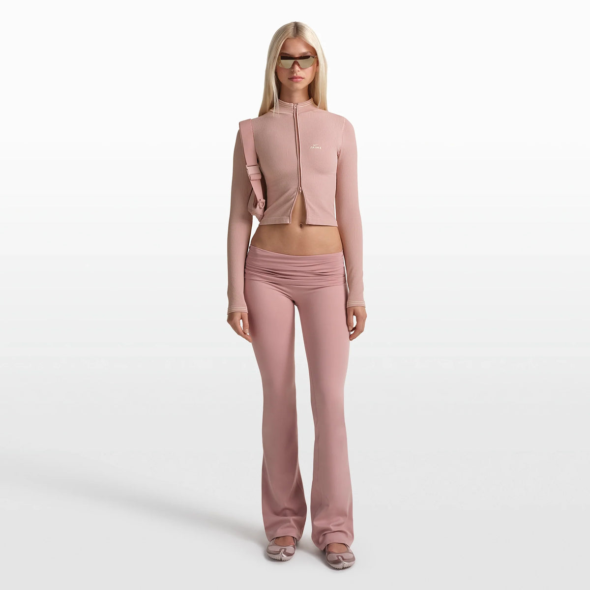 NikeSKIMS RIBBED SEAMLESS ZIP UP CROP JACKET | HIMALAYAN
