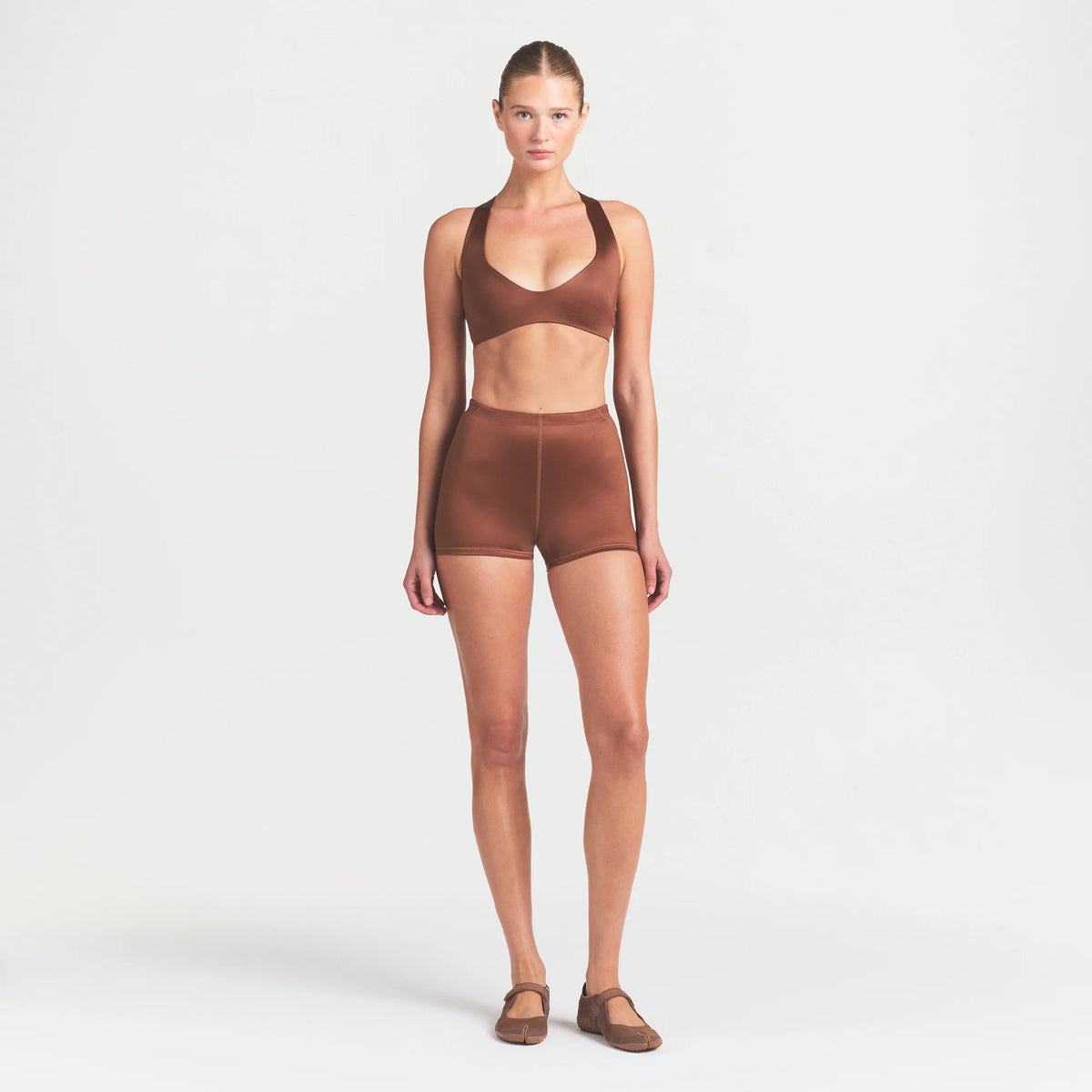NikeSKIMS SATIN SHINE DRAWCORD 2" SHORT | CAROB BROWN
