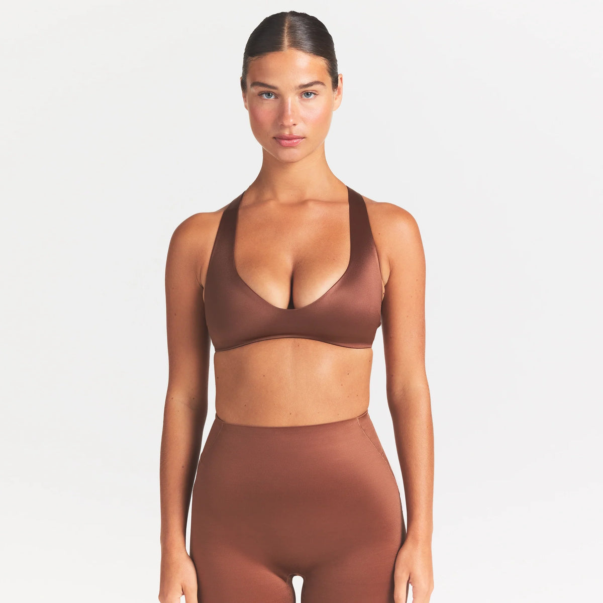 NikeSKIMS SATIN SHINE PLUNGE T-BACK BRA | CAROB BROWN
