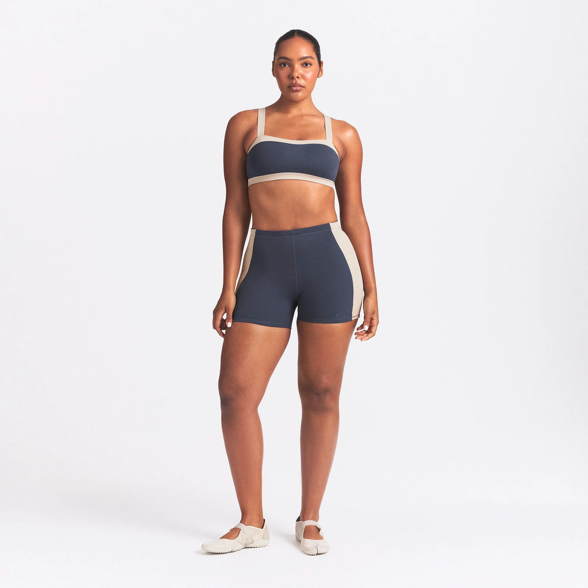 NikeSKIMS MATTE SHINE MIX 5" BIKER SHORT | DEEP ROYAL AND STONE