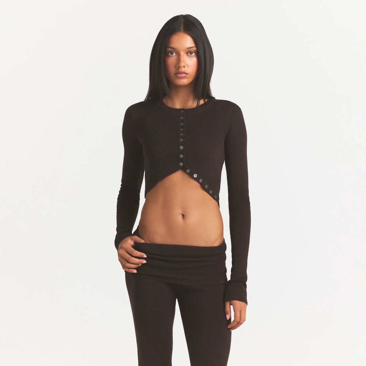 ESSENTIAL KNIT ROUNDED CROPPED CARDIGAN | ESPRESSO