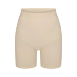 SEAMLESS SCULPT MID THIGH SHORT | SAND