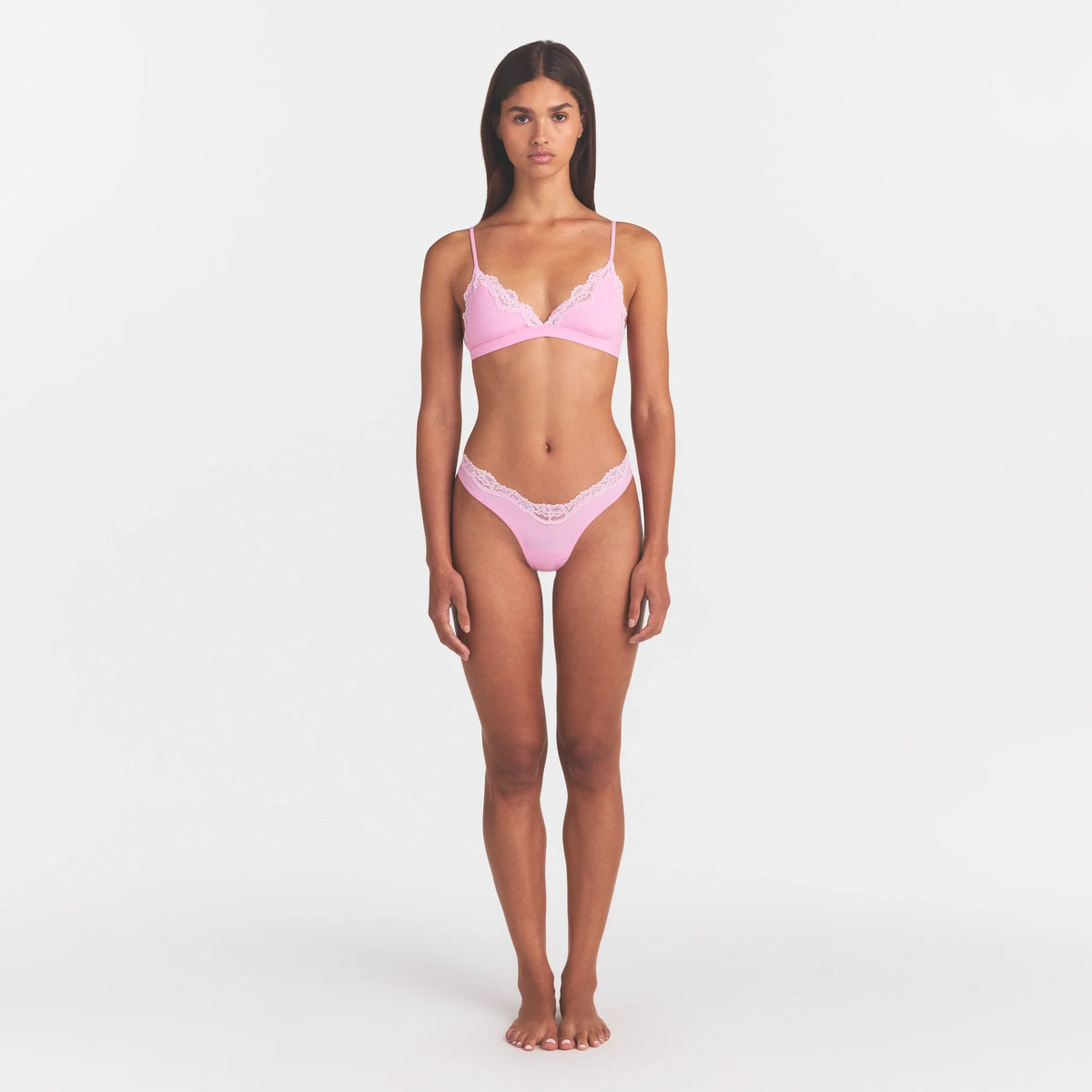 FITS EVERYBODY LACE TRIANGLE BRALETTE | BUBBLE GUM TONAL