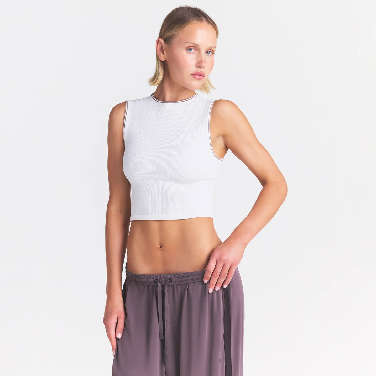 NikeSKIMS RIBBED SEAMLESS MUSCLE TANK | IVORY